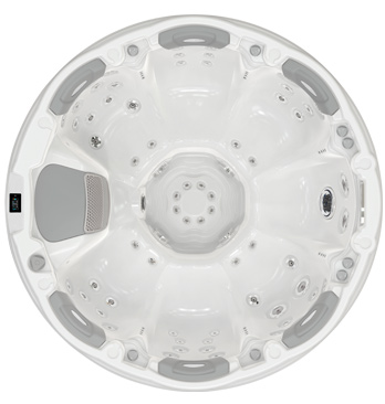 Royal Spas 360 S. Runt spabad med plats för 7 personer.