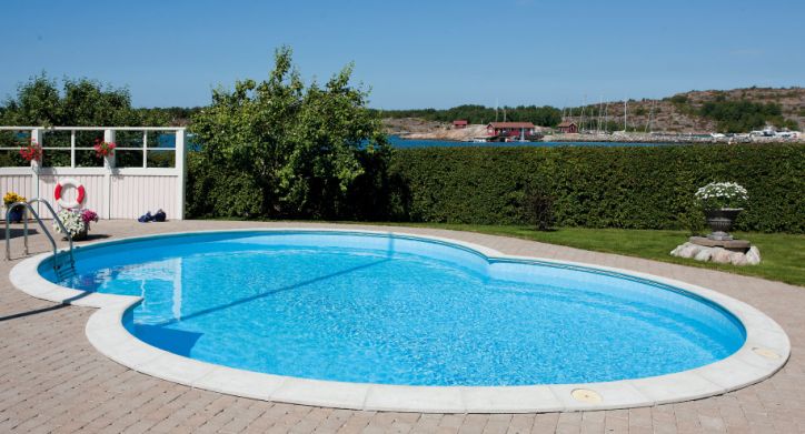 Big åttaformad pool från Poolkungen